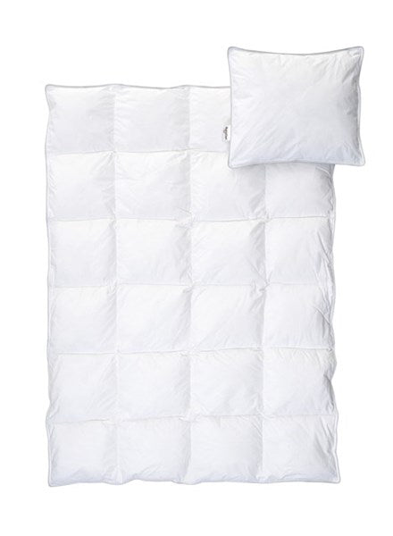 Microfiber Juniortäcke/Kudde By BabyDan - Vit