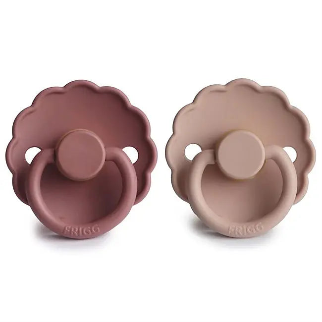 FRIGG Daisy Latexnapp 2-pack – Mjukrosa & Varmbrun