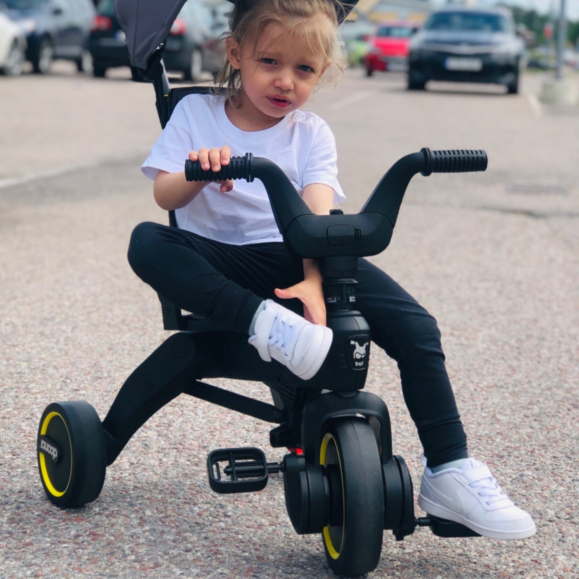 Doona Liki S1 Trehjuling - Grey Hound