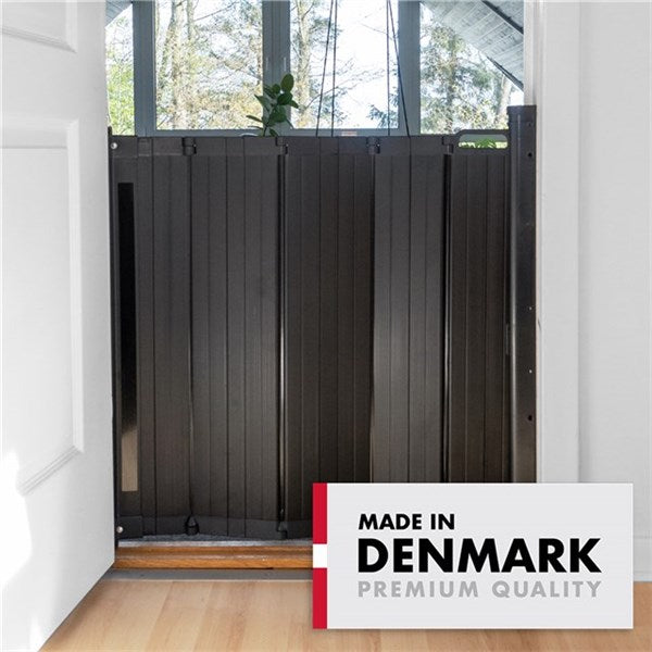 BabyDan Guard Me Säkerhetsgrind - Svart