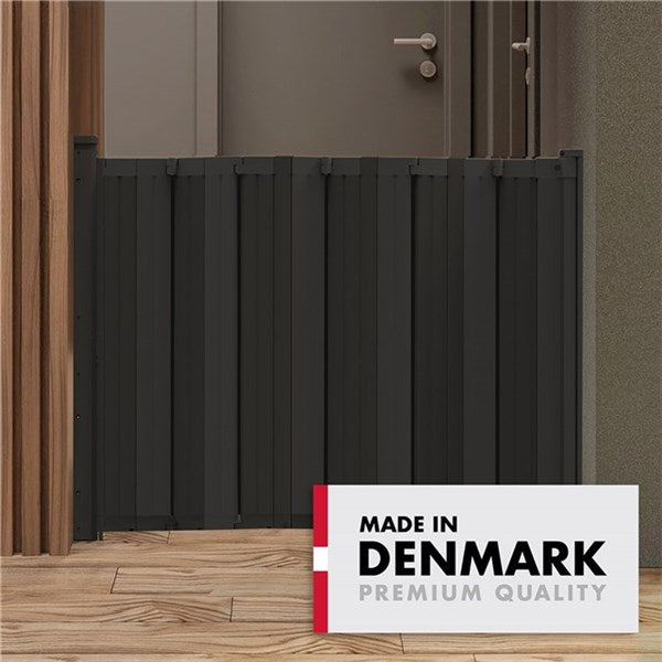 BabyDan Guard Me Wide Säkerhetsgrind - Svart