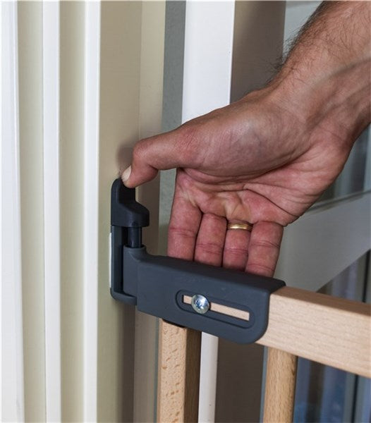 BabyDan FlexiFit Deluxe Säkerhetsgrind - Trä/Grå