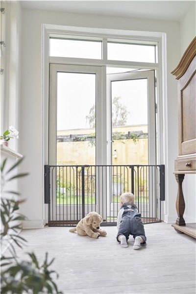 BabyDan CombiFit M Säkerhetsgrindar - Svart