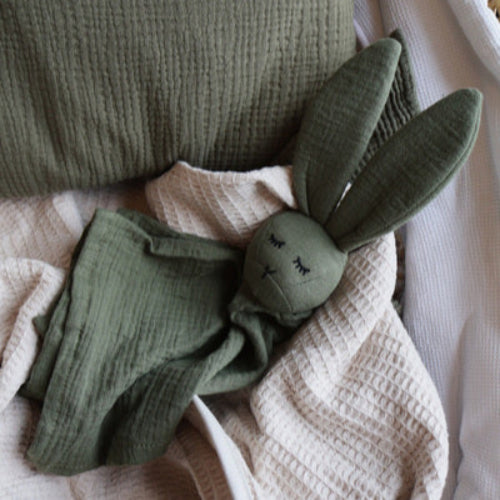 Oh Poppy! LEIA Muslinfilt med Kanin – Linen Green
