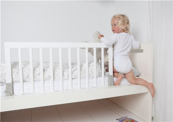 Sängräcke Av Trä By BabyDan FSC-Certifierat Trä - Vit