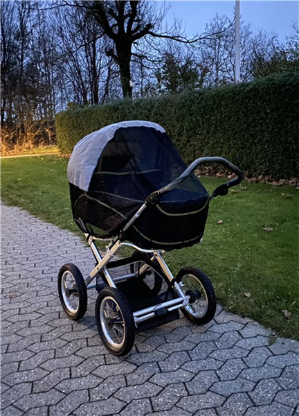 SuperSafe Mosquito Net by BabyDan – Reflexmyggnät till barnvagn