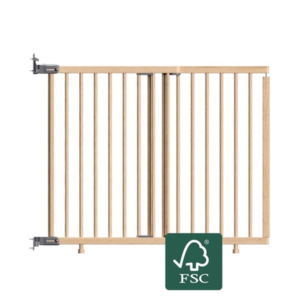 BabyDan AdjustPro Trägrind – Justerbar Trappgrind i Naturträ